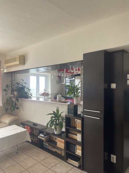 Ghencea, bloc 1985, stradal, ap. la cheie.