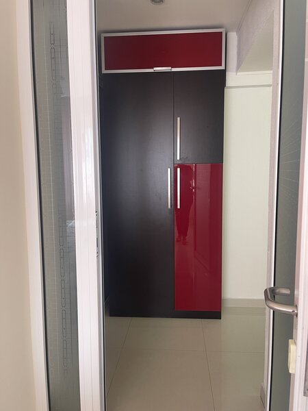 Ghencea, bloc 1985, stradal, ap. la cheie.